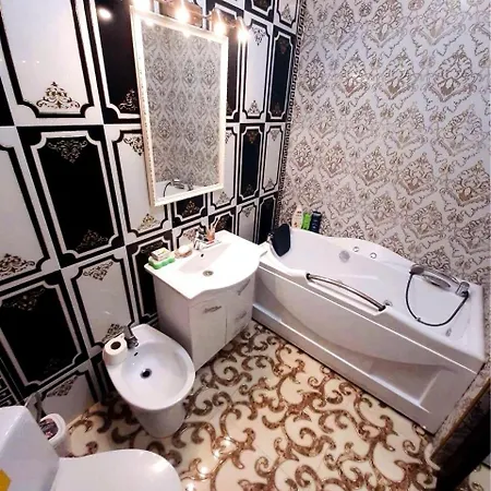 Deluxe - Mamaia Nord